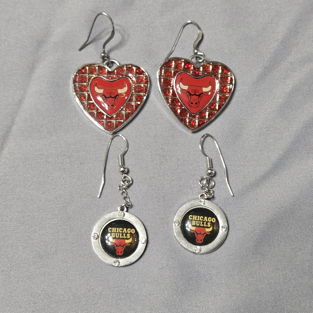 NBA Chicago Bulls Red and Silver Earrings Set